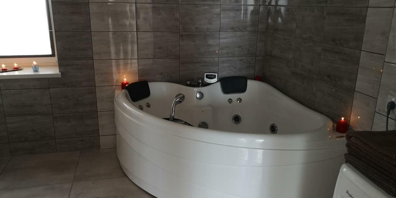 Apartamentai Su Dziakuzi Klaipėda Dış mekan fotoğraf